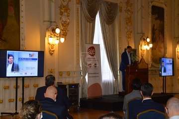 Conferencia de Héctor Suárez en la capital grancanaria/TA.